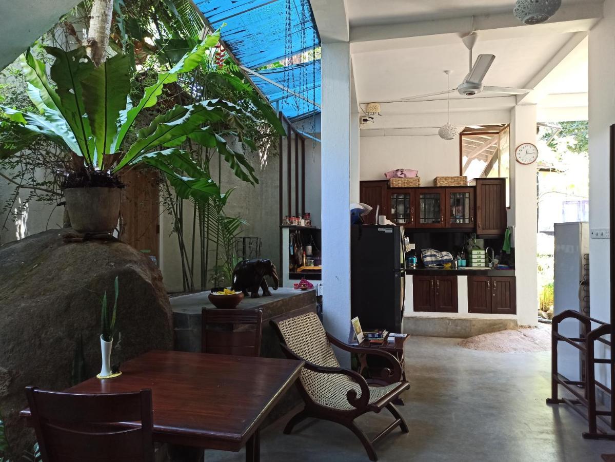 Butterfly Jewel Bed and Breakfast Unawatuna Εξωτερικό φωτογραφία