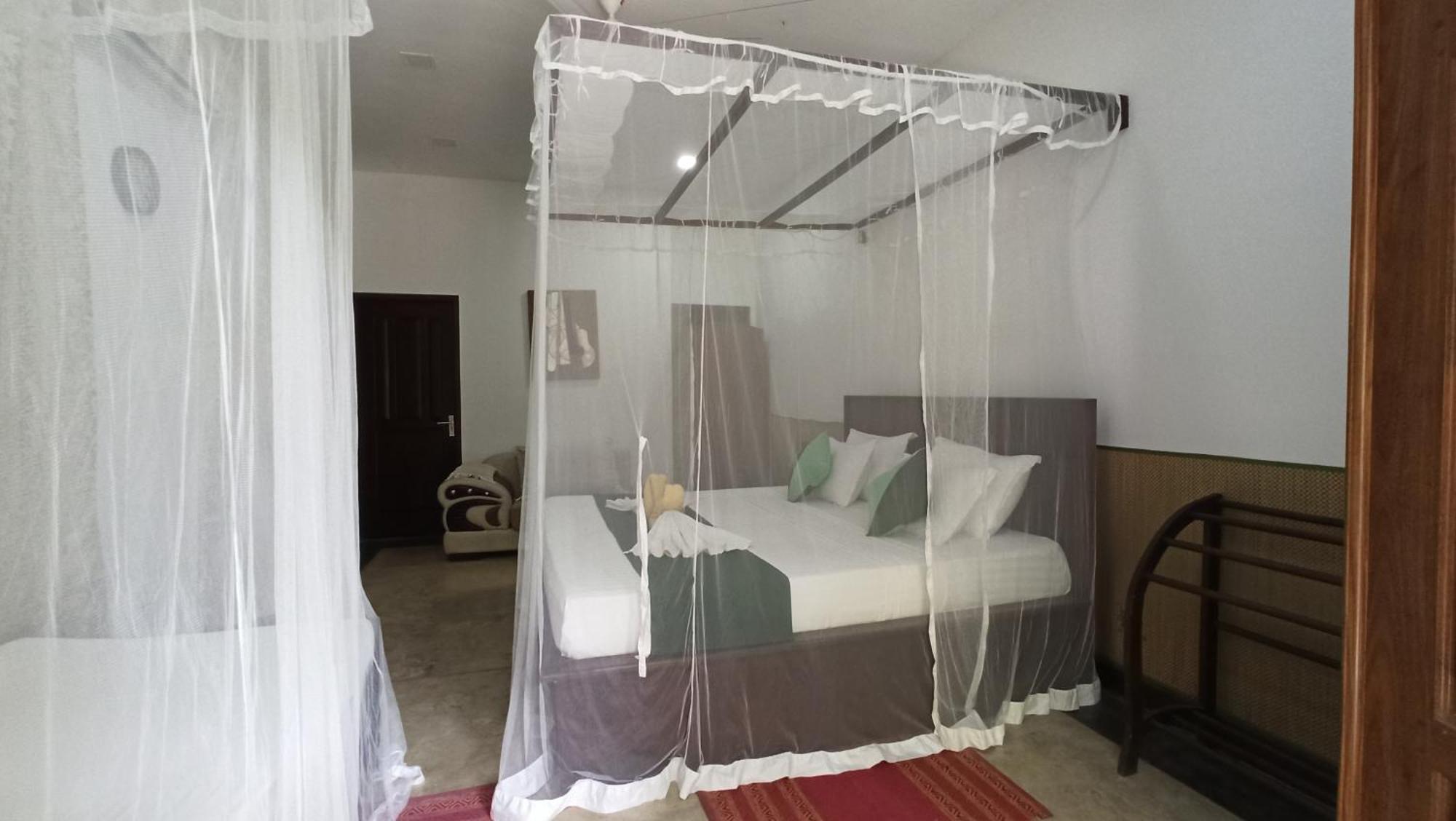 Butterfly Jewel Bed and Breakfast Unawatuna Δωμάτιο φωτογραφία