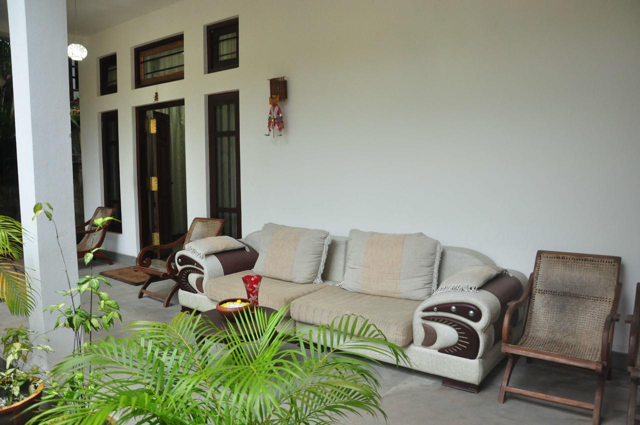 Butterfly Jewel Bed and Breakfast Unawatuna Εξωτερικό φωτογραφία