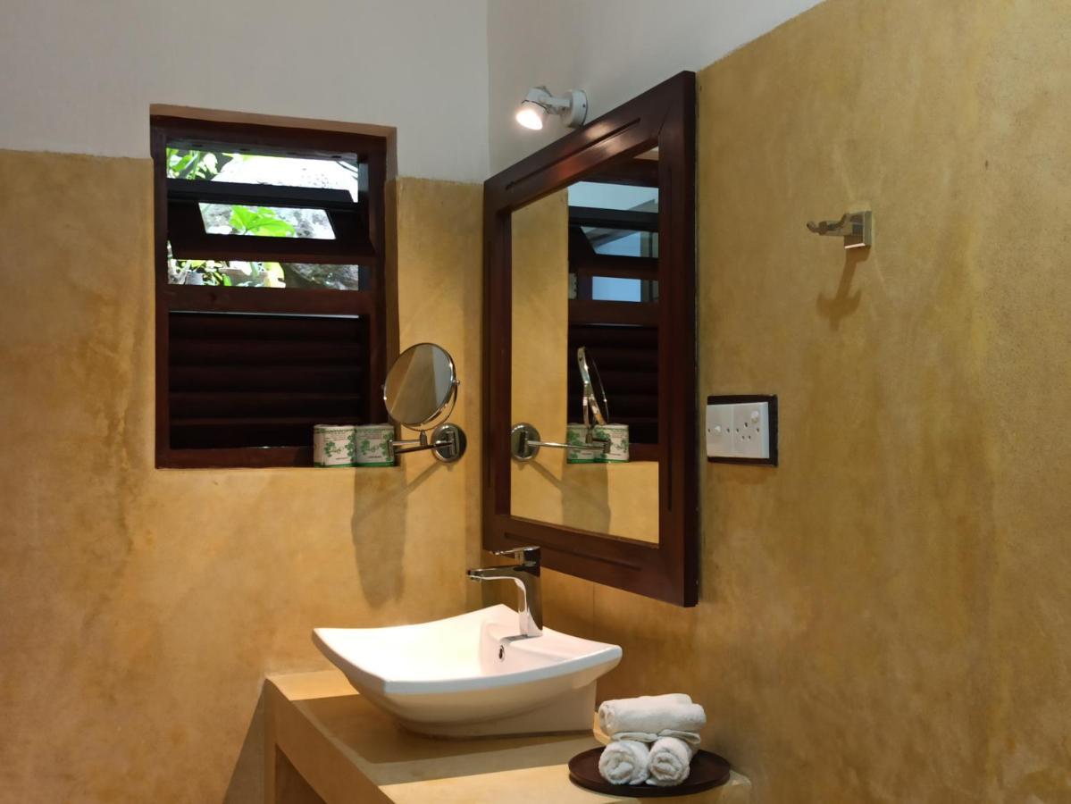 Butterfly Jewel Bed and Breakfast Unawatuna Εξωτερικό φωτογραφία
